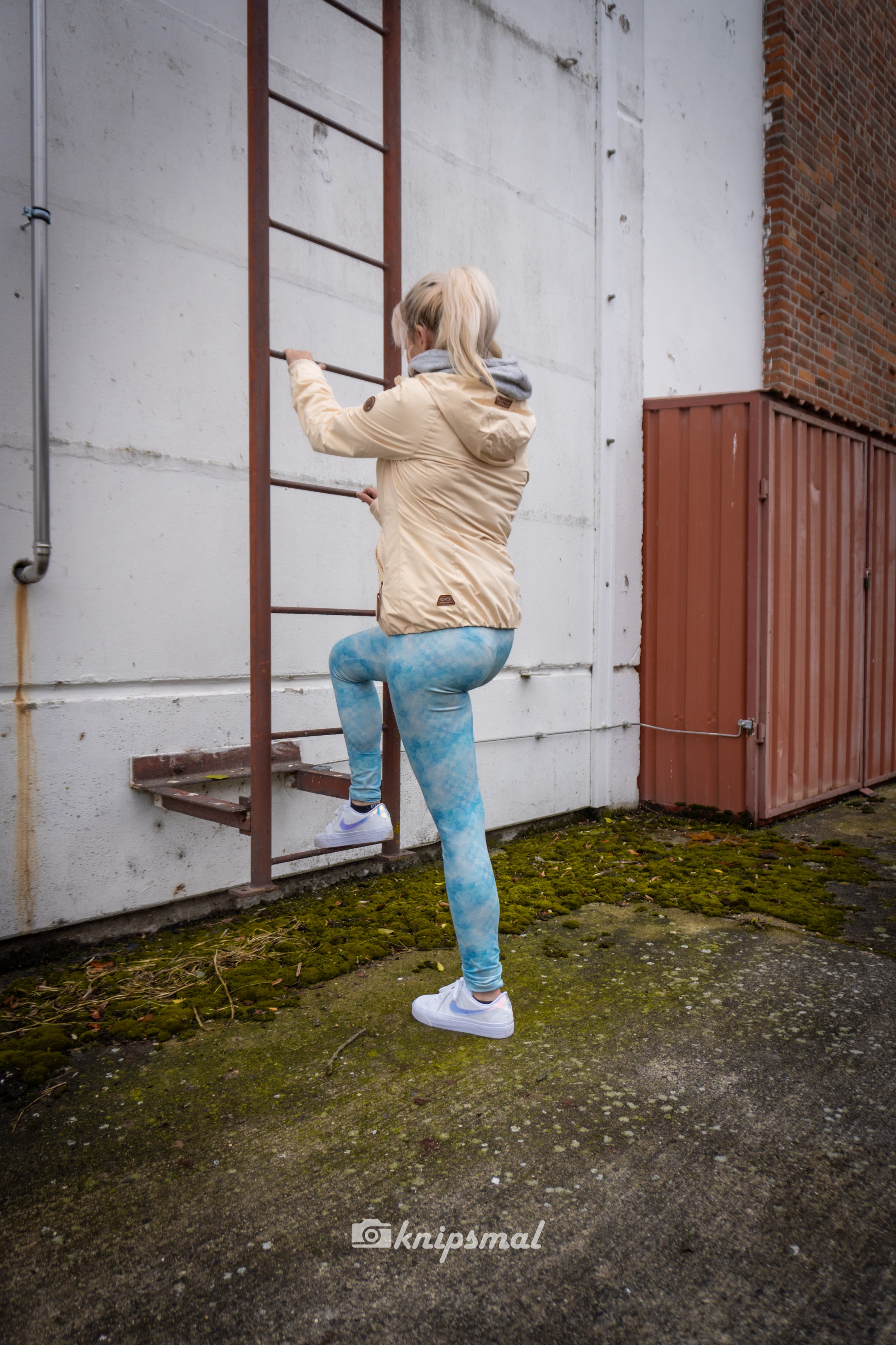 Eisblau Aquarell Schachbrett Eigenproduktion Dauervorbestellung